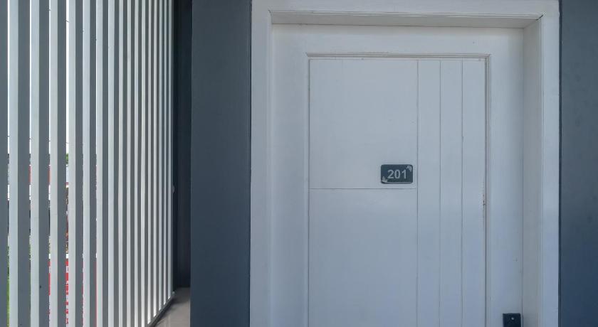RedDoorz near Laweyan Gentan – Sukoharjo, SD