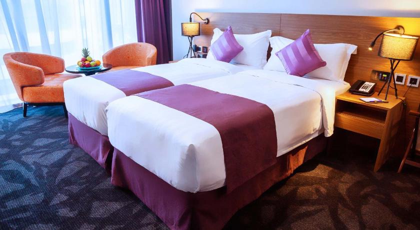 Image of Deluxe Room Canal View 7