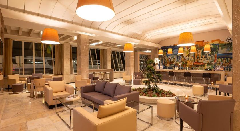 菲盖拉达福什 Vila Gale Collection Figueira da Foz 4星级 酒店 大堂