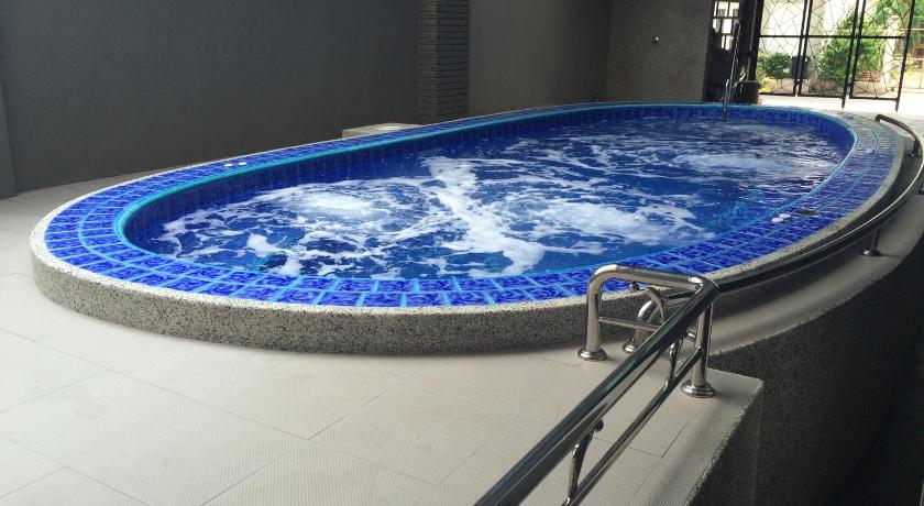 Assasa Huahin Hotel photo