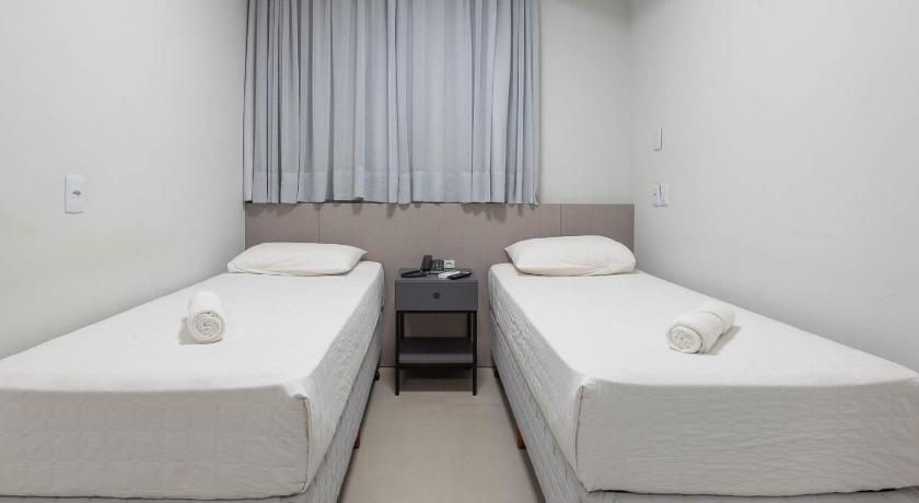 Image of Standard Twin Room 10