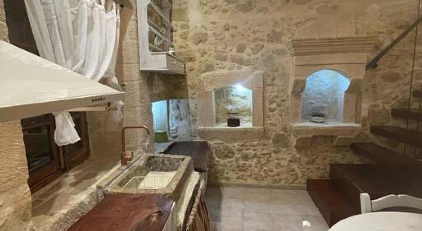 Image of One-Bedroom House 21