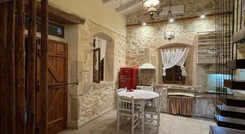 Image of One-Bedroom House 15