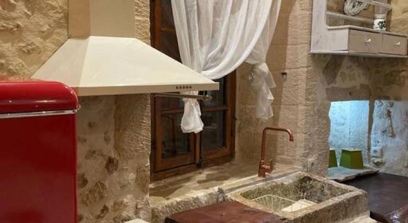 Image of One-Bedroom House 30