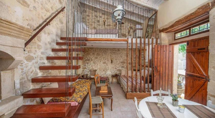 Image of One-Bedroom House 2