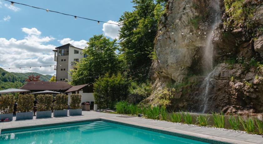 Pensiunea Apuseni Wild Remeti