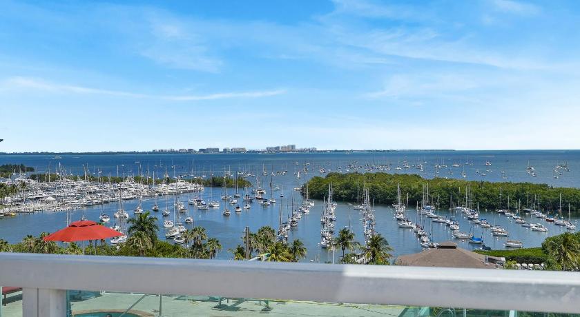 Tropical Paradise Spacious 3 bedroom