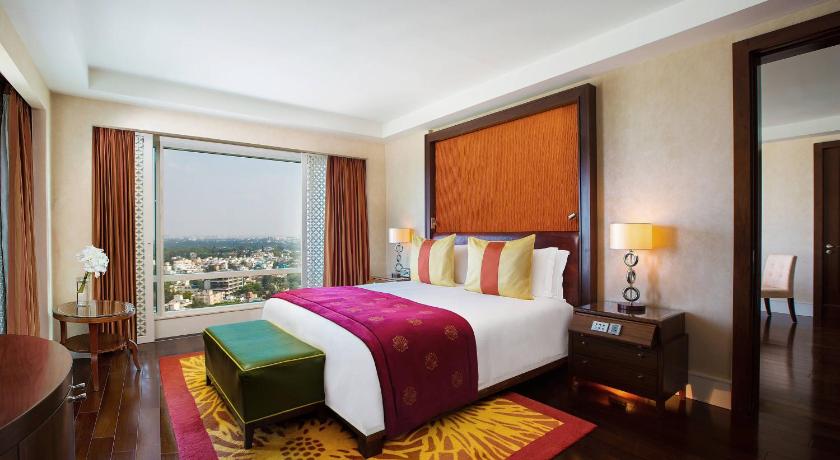 Image of One-Bedroom King Suite 1