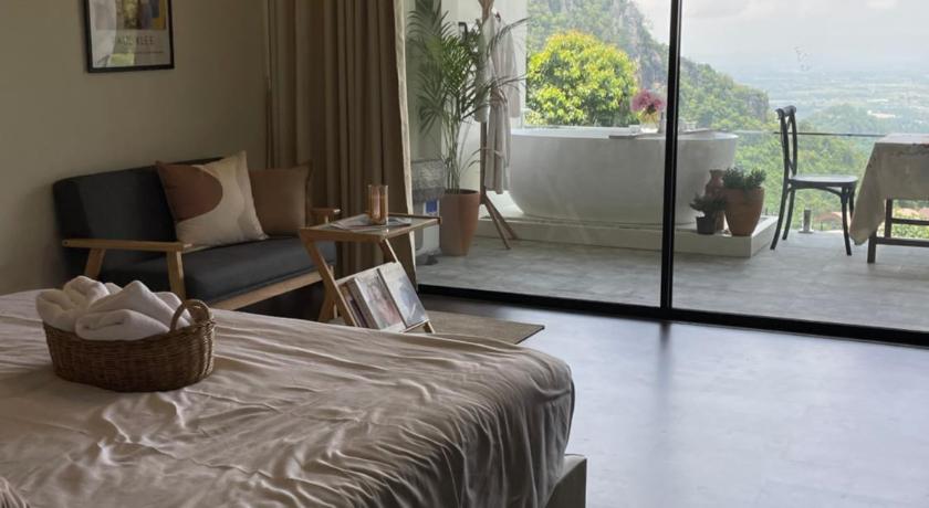 Layo Homestay