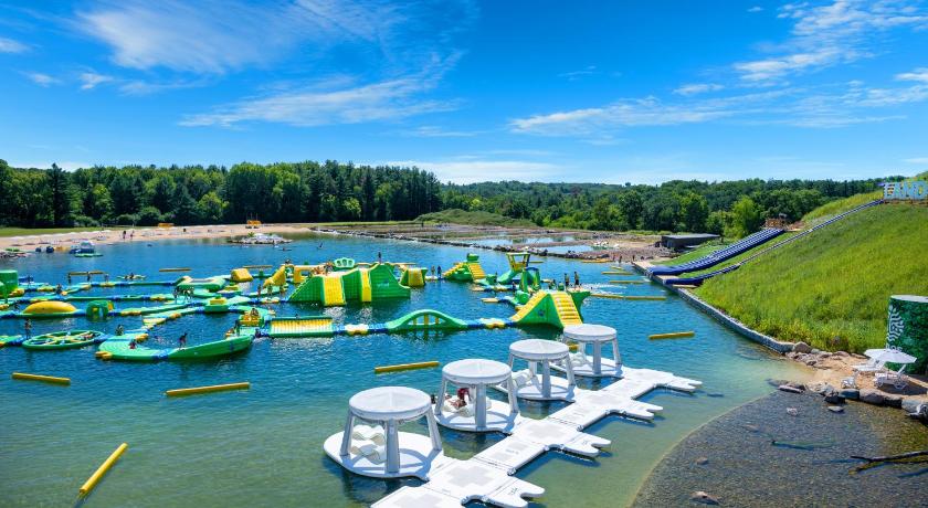 위스콘신 델스 (WI) Natura Treescape Resort 3성급 숙소 객실