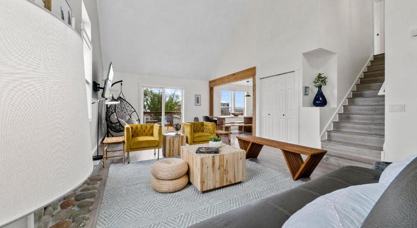 カマノ島 New Utsalady Beach House Camano Island 4つ星 宿泊施設 外観