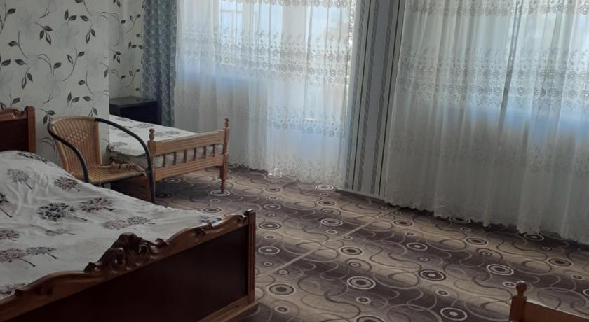 Image of Quadruple Room with Lake View 3