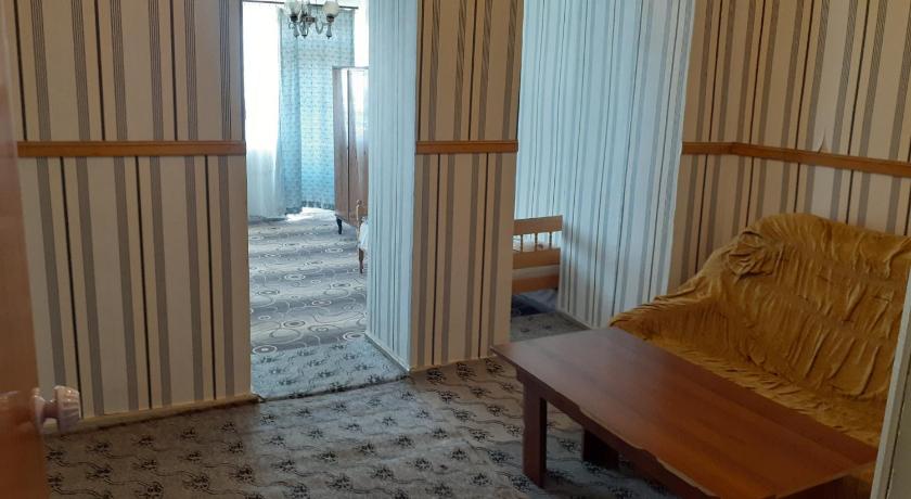Image of Quadruple Room with Lake View 5