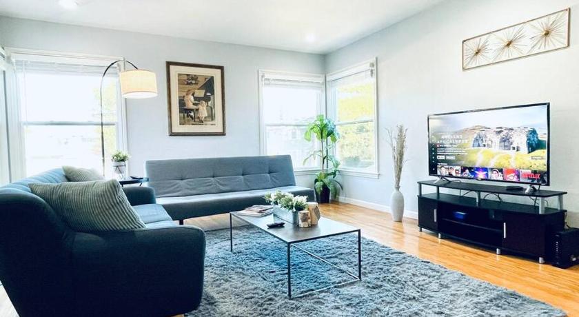 샌프란시스코 (CA) 804- SanMateo Comfortable 2BR Home WiFI and free Parking 1성급 숙소 수영장