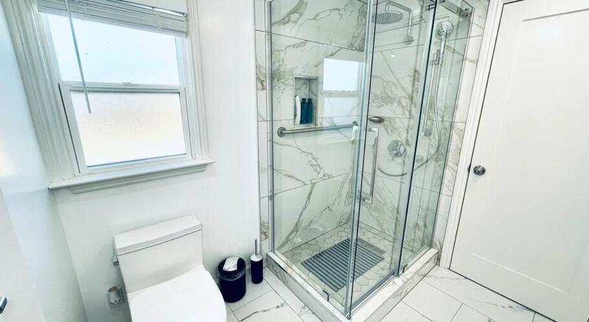 샌프란시스코 (CA) 804- SanMateo Comfortable 2BR Home WiFI and free Parking 1성급 숙소 부대시설