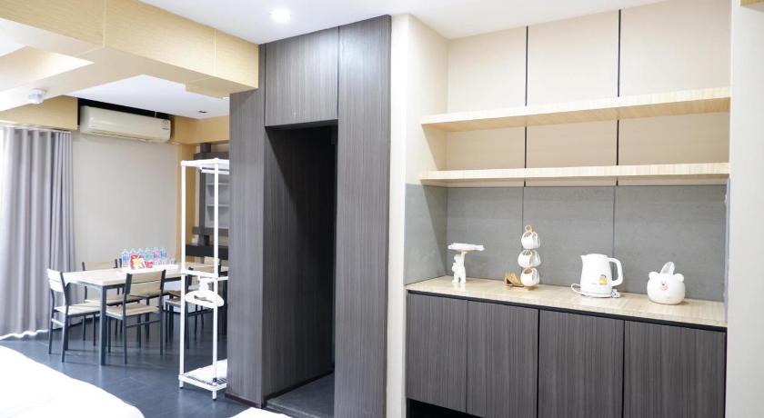 ハートヤイ Shi-ro-i Poshtel 3つ星 ホテル 外観