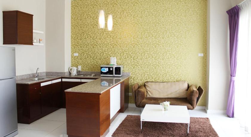 Image of One Bedroom Suite King 12