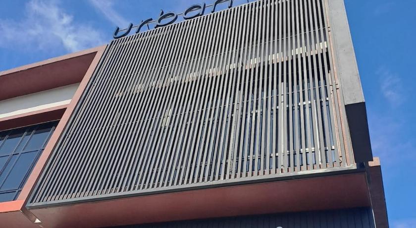 Urban Inn, Myra Meranti – Puchong, IN