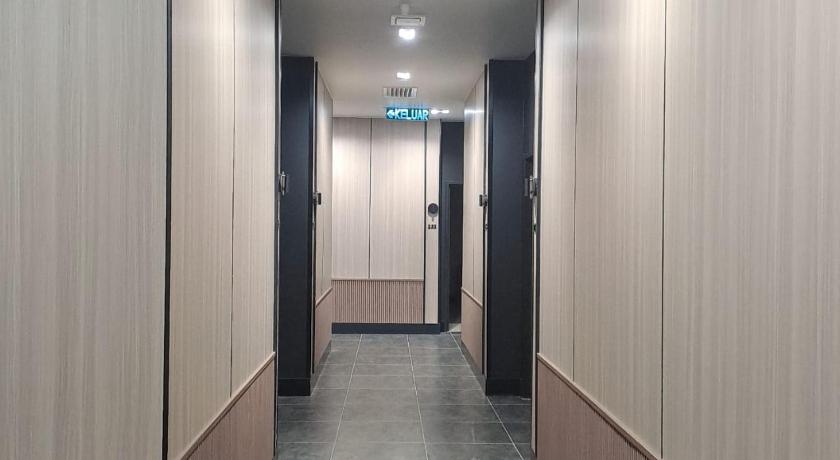 Urban Inn, Myra Meranti – Puchong, IN