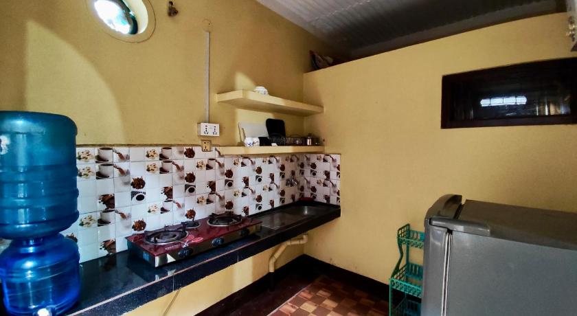 Image of Studio with Garden View 8