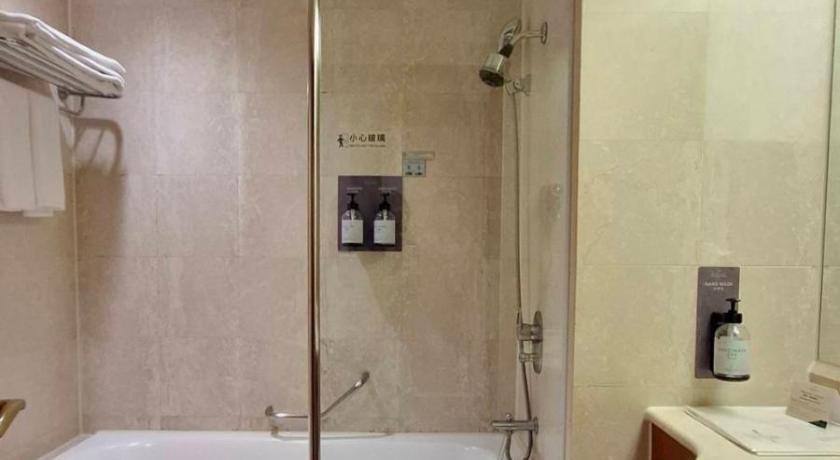 Image of Standard Twin 10