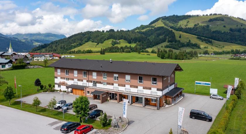 Fairhotel Hochfilzen B&B