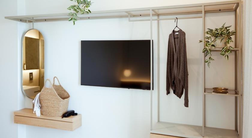 Image of Suite with Sea View 5