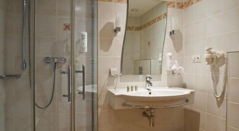Image of Comfort Single Room 4