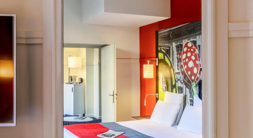 Image of Privilege Room with a double bed 11
