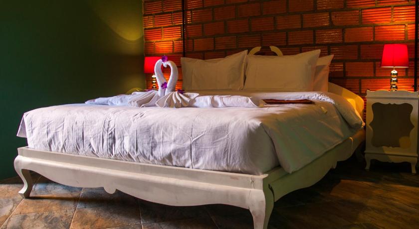 Image of Double (DB) 2