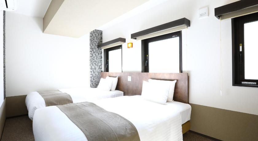 東京 Hotel Wing International Select Ueno-Okachimachi 3つ星 ホテル プール