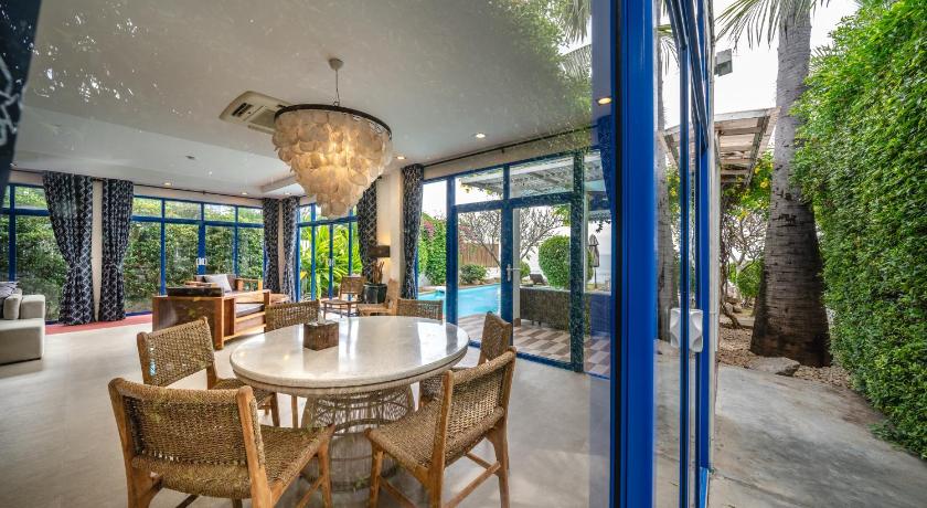 Image of 4BR Beachfront Pool Villa 8