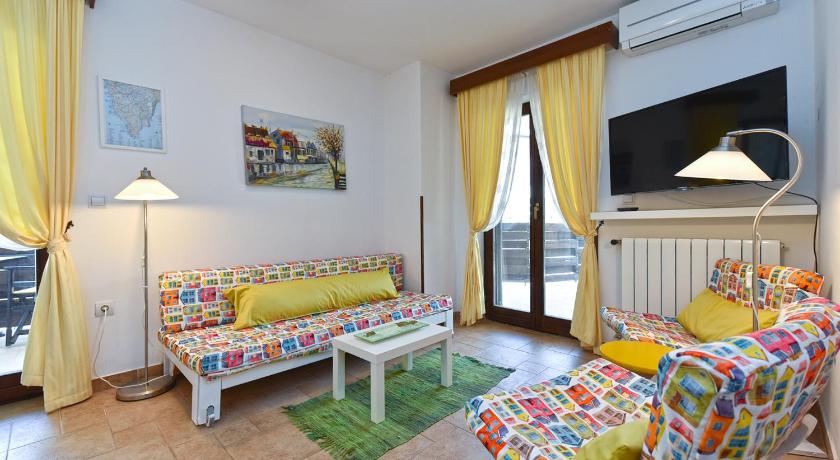 Apartment 1787 - image 36