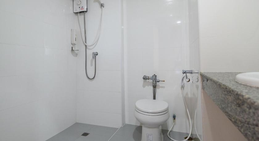 Image of Standard Twin 16