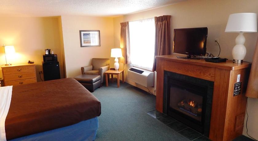 AmericInn by Wyndham Sturgeon Bay