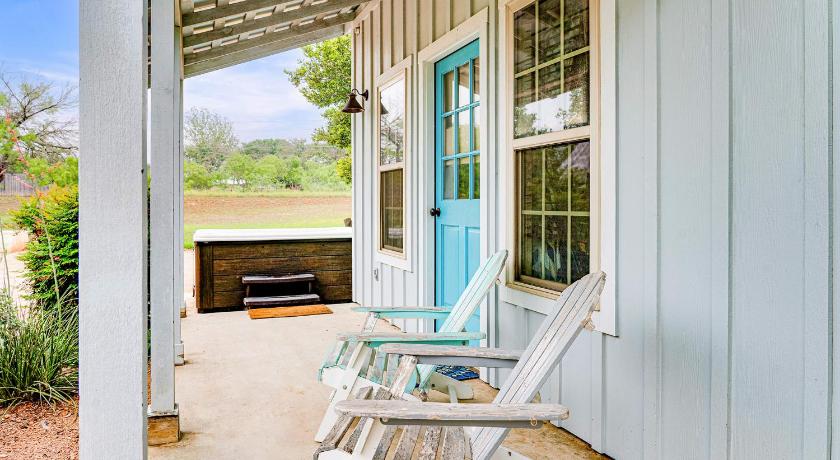 프레더릭스버그 (TX) Meadows Cottage - Hot Tub & 5 mins to Main 4성급 숙소 레스토랑