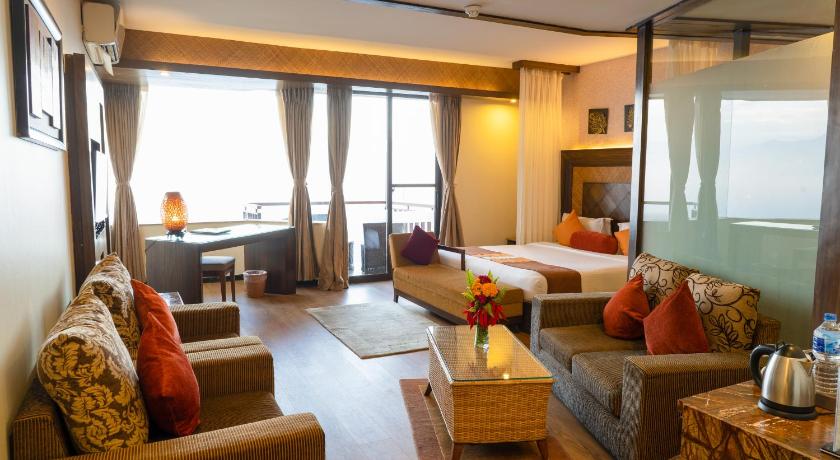 Image of Deluxe Double or Twin Room with Mountain View - 10% off on Food and Beverages, 20% off on Spa 0