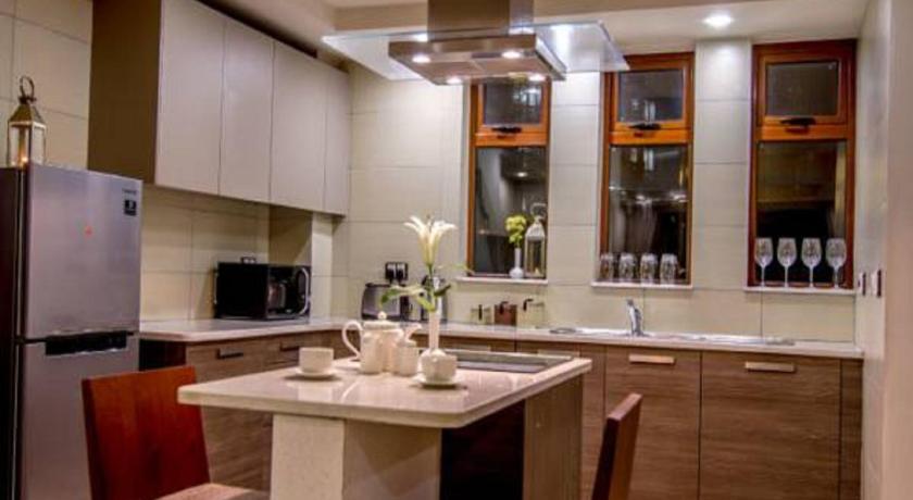 Image of Three-Bedroom Suite 8
