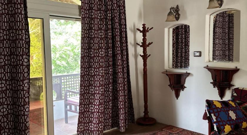 Image of Deluxe Family Room 4