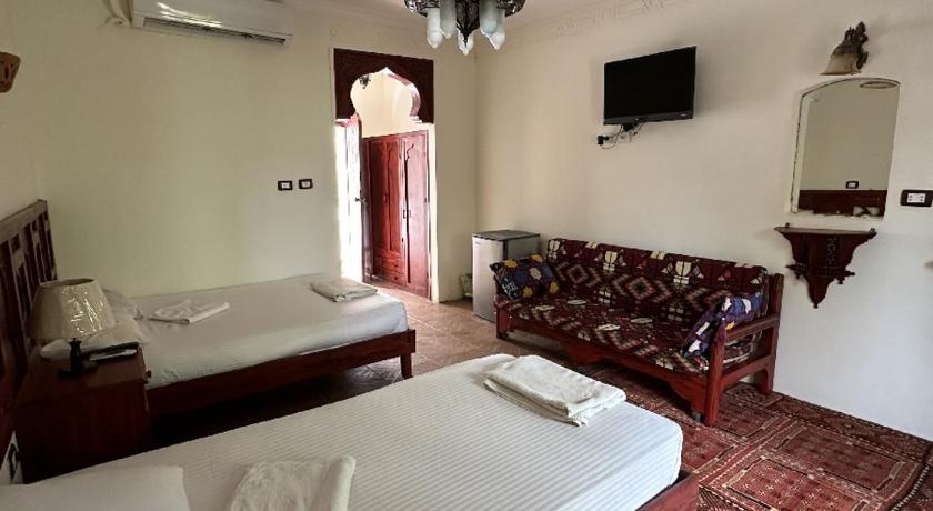 Image of Deluxe Family Room 6
