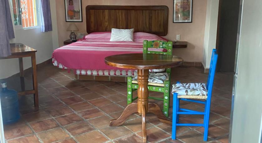 Image of Junior Suite with Pool View 0