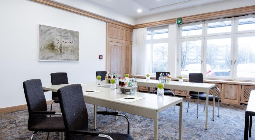 ヌンブレヒト Hotel Derichsweiler Hof 4つ星 ホテル 眺望