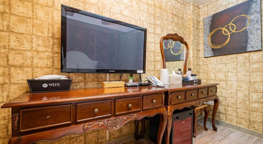 安東 Andong Hotel 3つ星 ホテル 外観