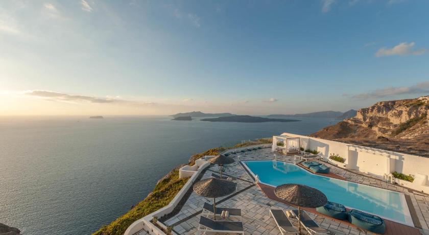 Caldera's Dolphin Hotel photo