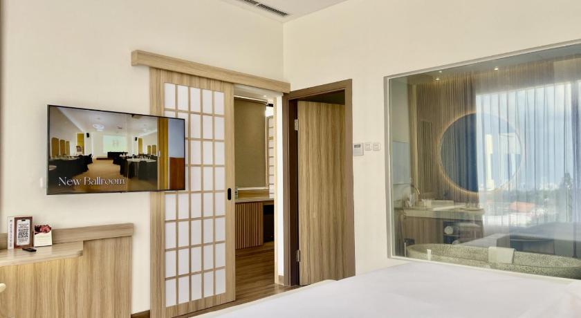 Image of Japan Suite with King Bed 8