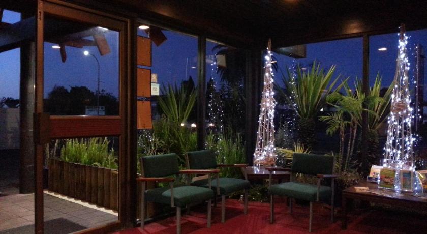 Orana Motor Inn photo