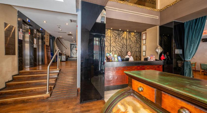 Pera Tulip Hotel - image 8