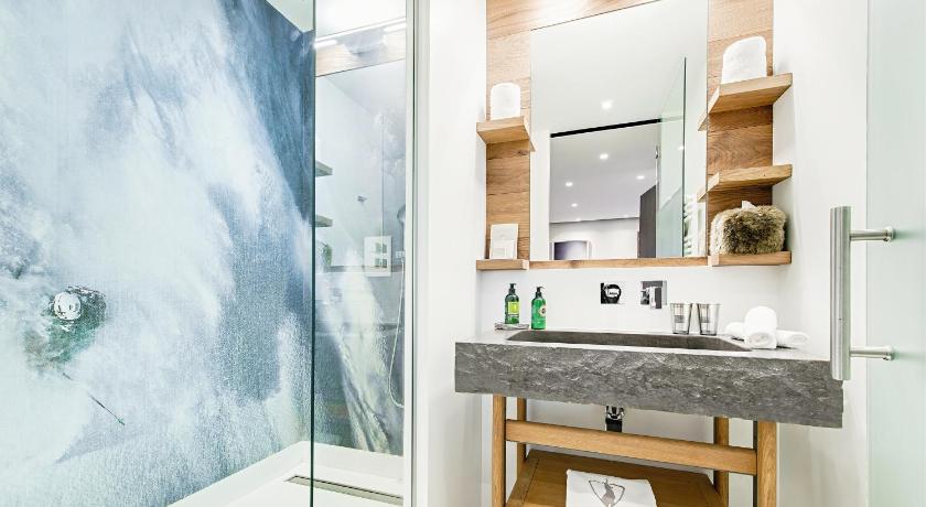 Image of Family Suite 8