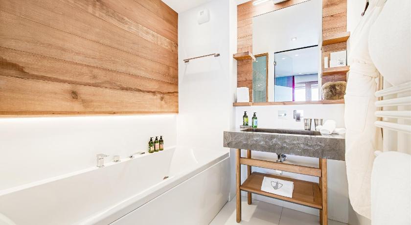 Image of Three-Bedroom Deluxe Suite - Cozy Home XXL 5