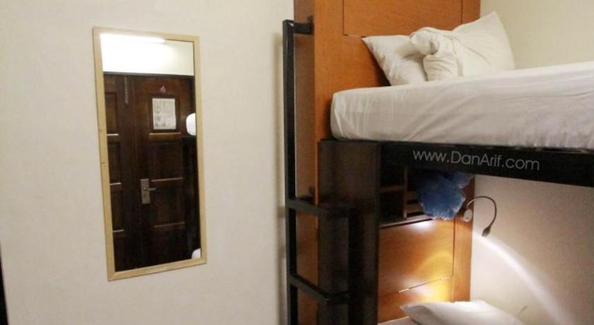 Image of 1 Person in 4-Bed Dormitory - Mixed 1
